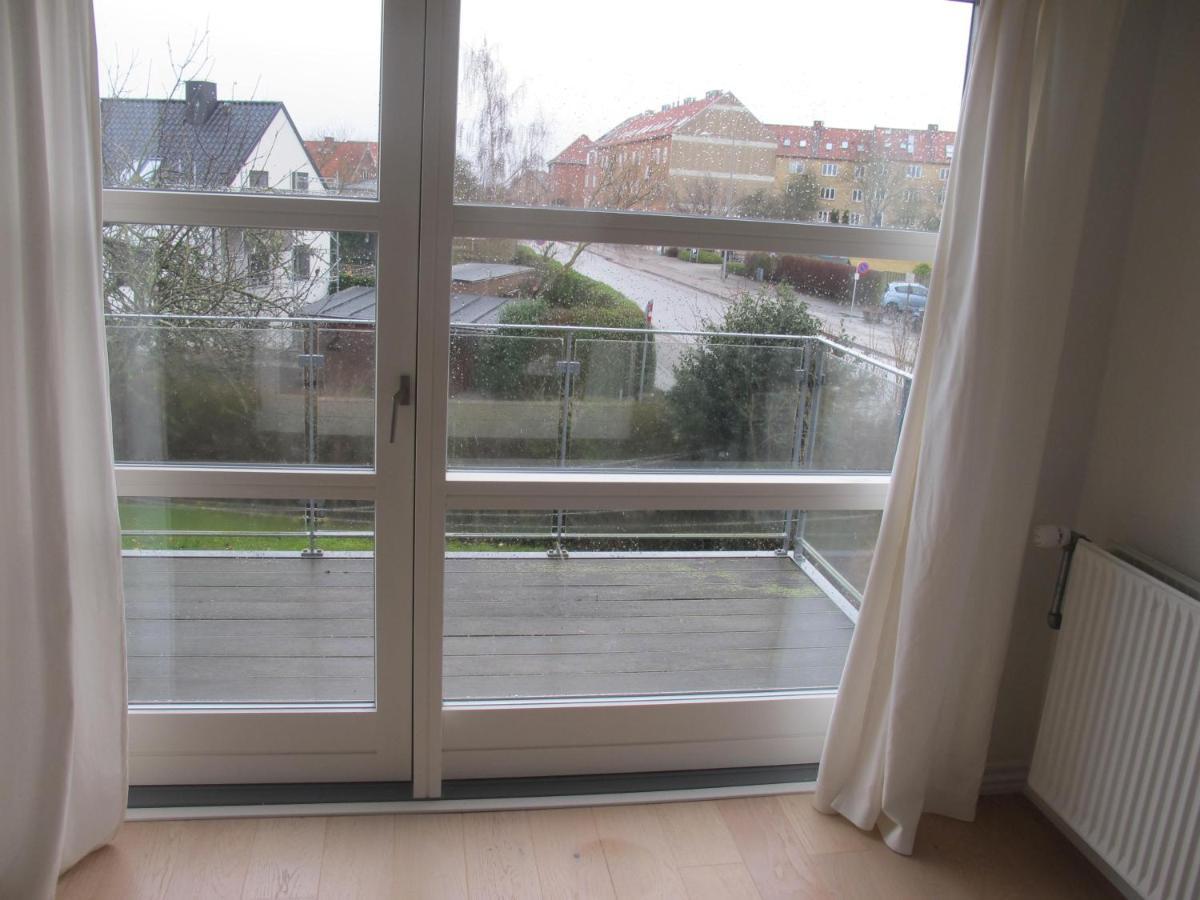 Guesthouse Sharon Apartments Århus Esterno foto