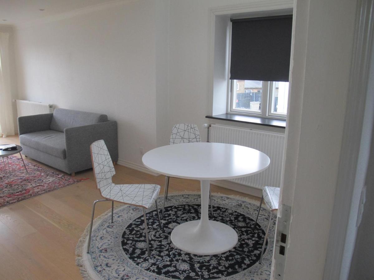 Guesthouse Sharon Apartments Århus Esterno foto