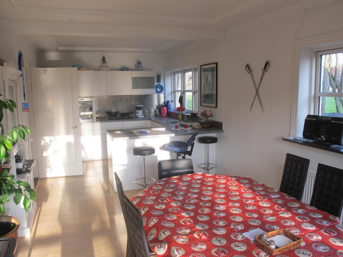 Guesthouse Sharon Apartments Århus Esterno foto